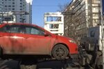 Эвакуатор авто. Фото: скриншот YouTube-видео
