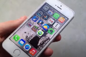 Какие снимки лучше не публиковать и почему. Фото: скриншот Youtube-видео