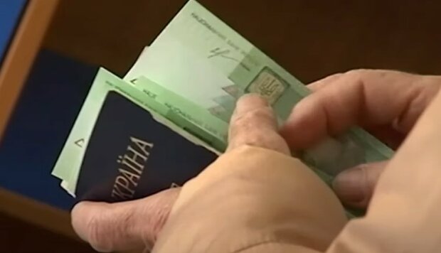 Перерасчет пенсий в Украине. Фото: скриншот Youtube