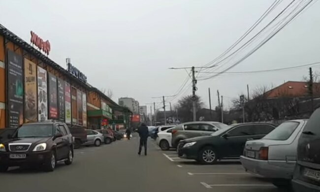 Мошенники выманивают у автомобилистов деньги. Фото: скриншот YouTube-видео