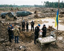 бурштин нелегальний видобуток Рівненщина обшуки