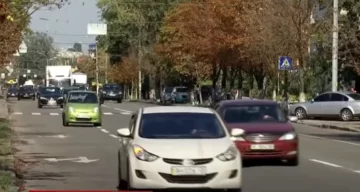 Автомобили. Фото: скриншот YouTube