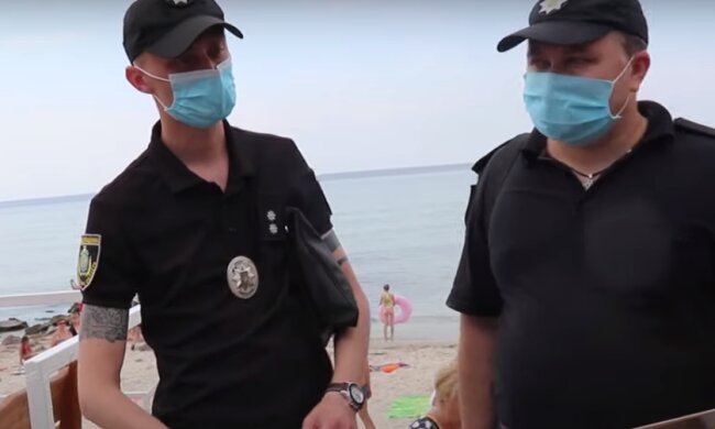 Неизвестный открыл огонь по отдыхающим. Фото: скриншот YouTube