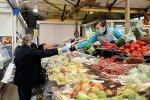 На рынках Киева игнорируют карантин: где лучше не появляться