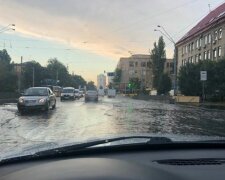 Накроет на целый день, осторожнее на дороге: Киев и область предупредили о непогоде