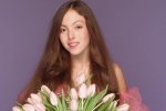 Дочь Оли Поляковой показала стройную фигуру в купальнике.