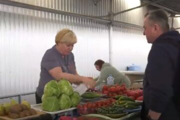 Овощи на рынке. Фото: скриншот YouTube-видео