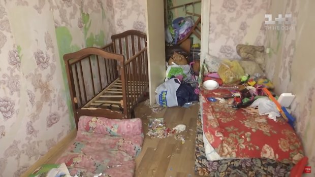 Никак не осудят женщину, которая на девять дней закрыла своих детей в квартире без еды