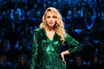 Оля Полякова поздравила Зеленского с инаугурацией: некорректное фото, фанаты возмущены