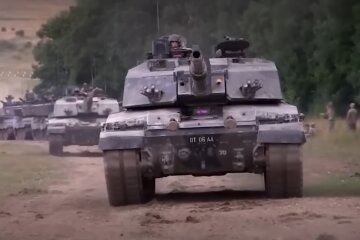 Військова техніка Великобританії. Фото: скріншот YouTube-відео