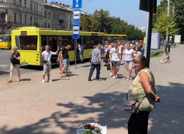 Українці. Фото: скріншот YouTube-відео