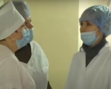 Украинские медики. Фото: скриншот YouTube