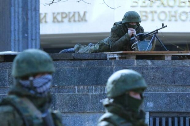 "Зеленые человечки" в Крыму. Фото: Фокус