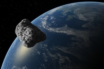 Рядом с Землей пролетел немаленький астероид