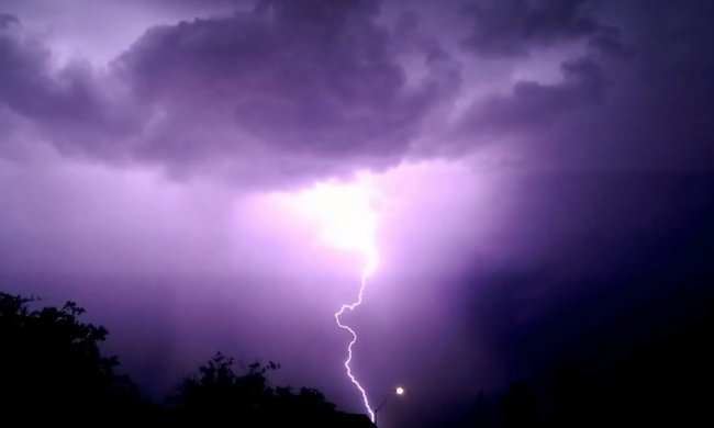 Погода в Украине. Фото: скриншот YouTube