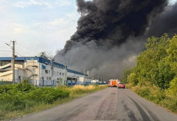 Орки завдали удару по американському заводу в Мукачеві - багато постраждалих, кадри