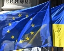 Франция выделяет Украине 71 млн евро грантов