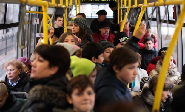 Льготный проезд в транспорте: Рада меняет правила - кому отменят, а кому ограничат