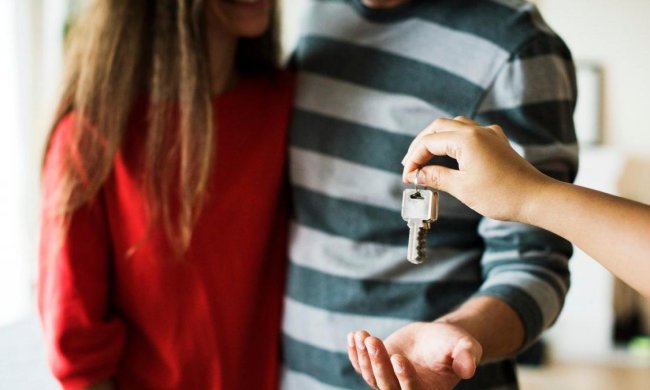 Готуйтеся до проблем: ріелторів змусять стукати у податкову на своїх клієнтів