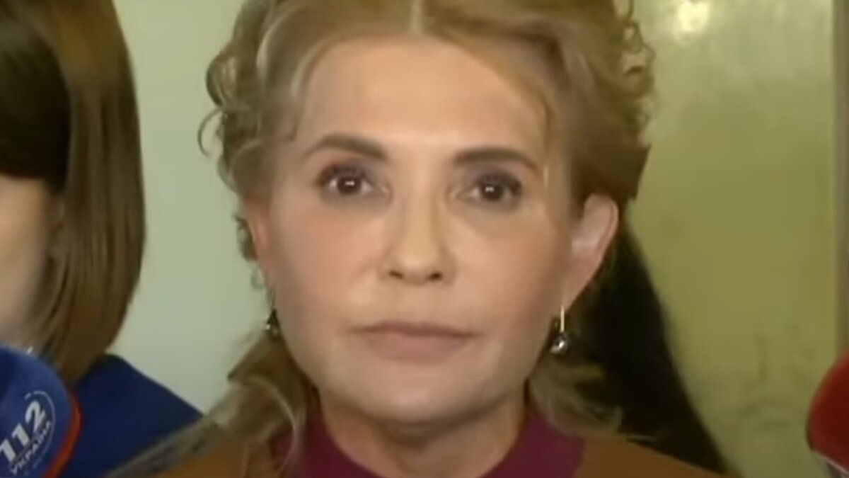тимошенко сзади Юлия Тимошенко показала свою новую прическу