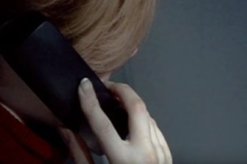 Нужно звонить в полицию. Фото: youtube