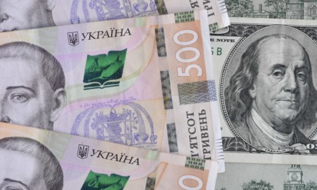 Курс валют тревожит украинцев