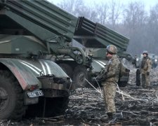 Террористы в панике: на Донбассе начались тяжелые бои. Слышны ракетные залпы