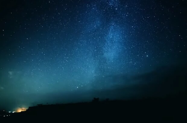 Звездное небо. Фото: скриншот YouTube-видео