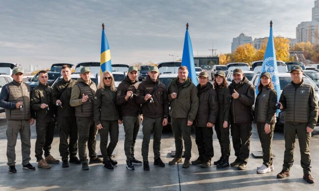 Швеция и ПРООН передали Украине 10 мини-лабораторий для оценки вреда окружающей среде