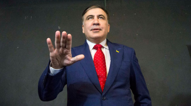 Жена Саакашвили вышла на митинг, требует отставки МВД: ситуация накаляется, детали