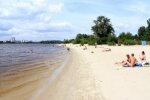 МОЗ закрывает пляжи в Киеве, Одессе и Николаеве : везде запретные знаки, купаться запрещают