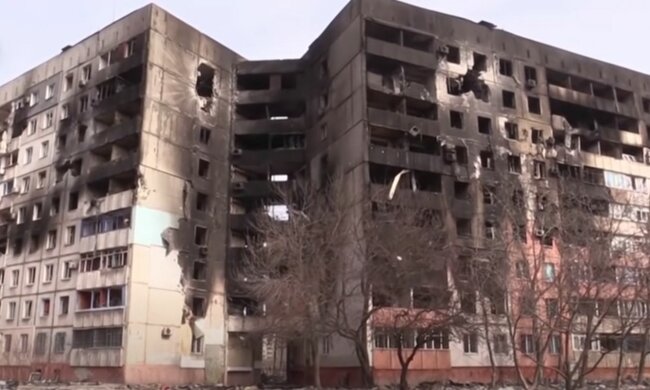 Разрушенный дом в Мариуполе. Фото: скриншот YouTube-видео
