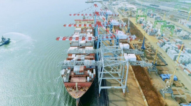 Контейнерный терминал TIS в порту Южный, где MSC приобрела 51%