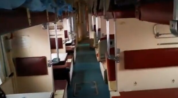 Плацкартный вагон. Фото: скриншот YouTube-видео