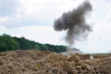 Київ і область струснуло від сильних вибухів: з'явилися перші подробиці