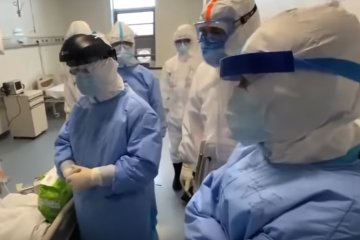 COVID-19 влияет на организм мужчин. Фото: youtube