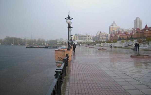 Начнет заливать с самого утра в четверг: чего ждать от погоды в Киеве