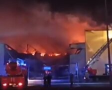 Пожар в торговом центре РФ. Фото: скриншот YouTube-видео