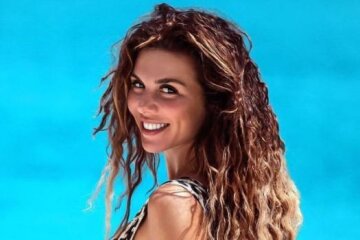 Седокова показала «клубничное» фото. Формы поразили многих