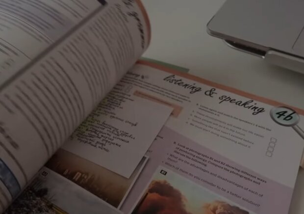 Учебник английского. Фото: скриншот YouTube-видео