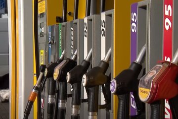 В Украине снова подорожает автомобильное топливо – когда и на сколько. Фото: скриншот YouTube-видео