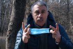 Доктор Комаровский рассказал, как нужно надевать маску. Фото: скриншот Youtube