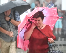 В Укргідрометцентрі попередили про погоду на понеділок, 18 серпня. Фото: YouTube