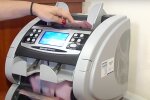 Неужели заживем: украинцам повышают зарплаты, кому и на сколько повезло
