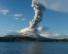 В Японии произошло извержение огромного вулкана Асо