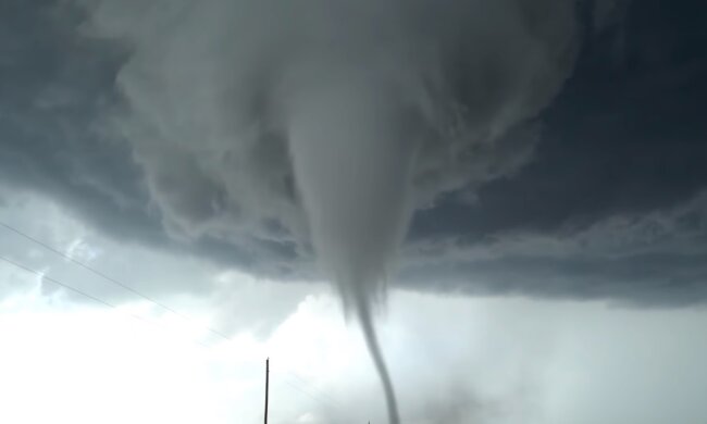 Смерч. Фото: Youtube
