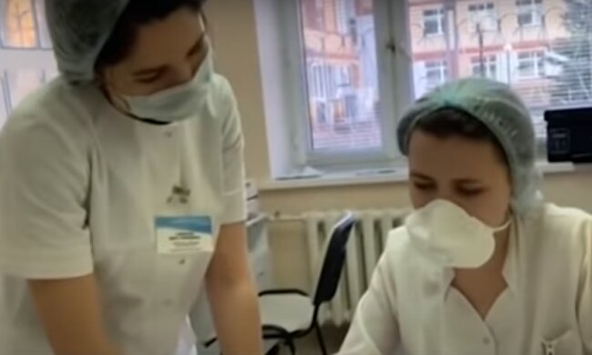 Медики. Фото: скриншот видео