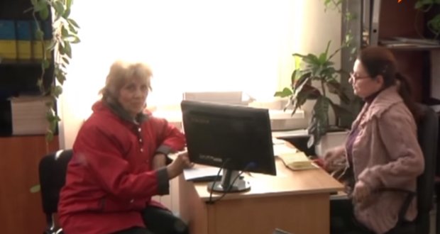 Пенсионерам рассказали о работе ПФУ. Фото: скриншот YouTube