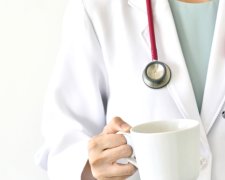 Медики призвали не давать детям растворимый кофе