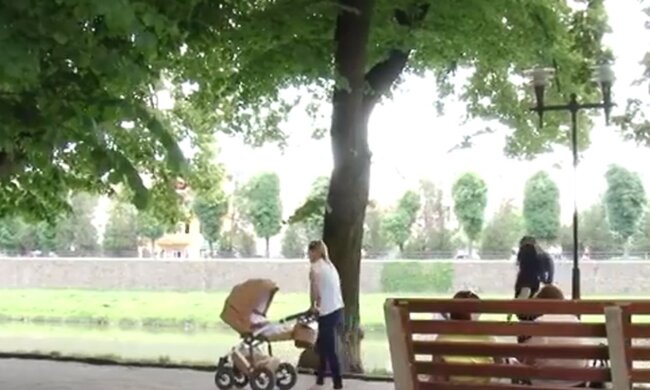 Погода в Украине летом. Фото: скриншот YouTube-видео